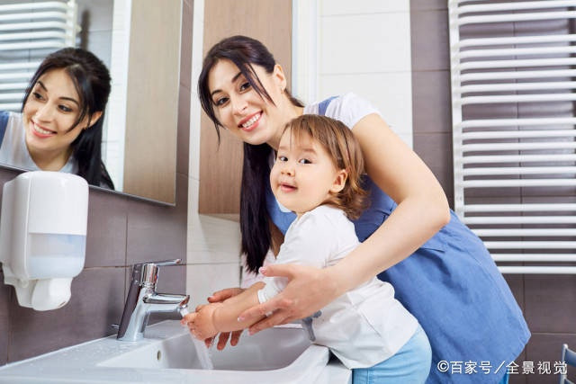 Mùa đông trẻ dễ ốm, bác sĩ lưu ý thực hiện tốt 5 điều giúp con tăng đề kháng, tránh bệnh tật