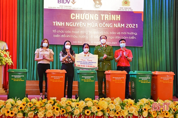 Ấm áp chương trình tình nguyện mùa đông ở Lộc Hà