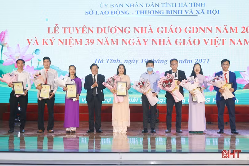Hà Tĩnh tuyên dương các nhà giáo giáo dục nghề nghiệp tiêu biểu năm 2021