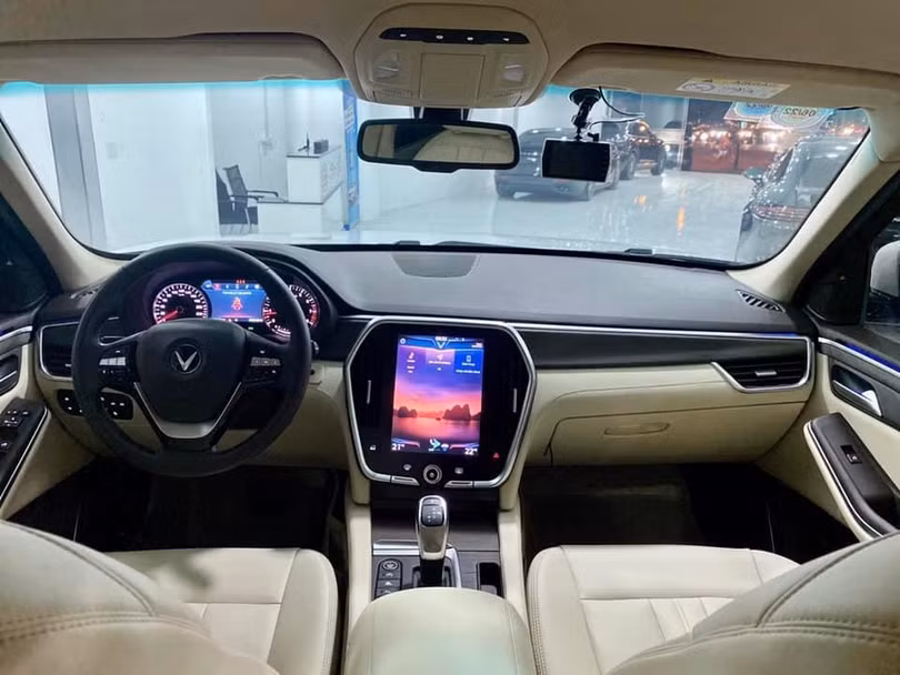 Bật mí top 5 lý do bạn nên mua VinFast Lux SA2.0 ngay bây giờ