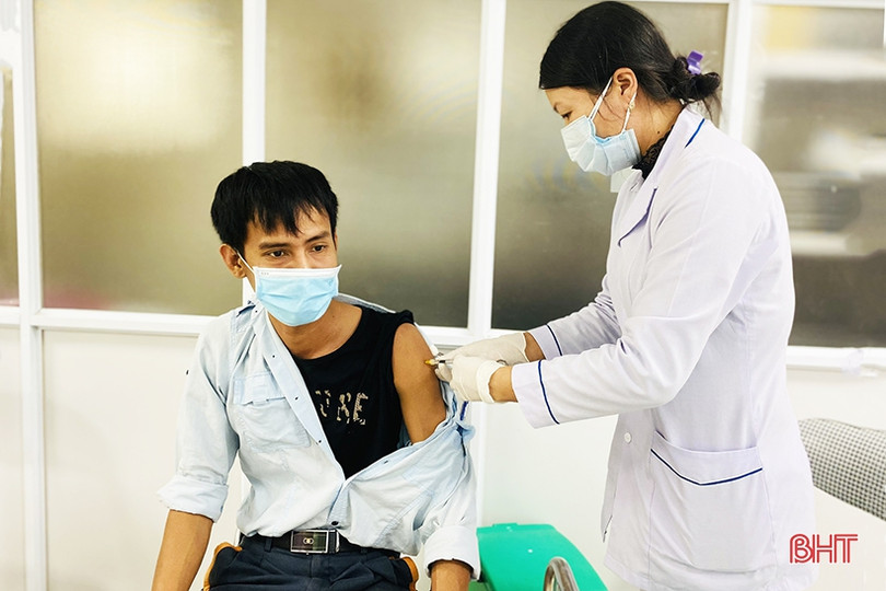 Formosa Hà Tĩnh tổ chức tiêm vắc-xin phòng COVID-19 cho hơn 4.200 lao động 