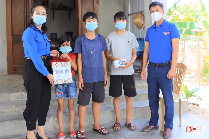 Đoàn kết tạo sức mạnh, đưa Hà Tĩnh vượt qua gian khó