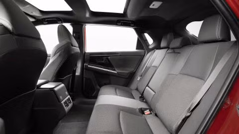 Xe điện Toyota bZ4X 2023 chính thức ra mắt, hoạt động 400 km một lần sạc