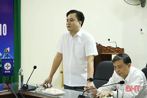 Đảng ủy Khối CCQ&DN Hà Tĩnh chúc mừng doanh nghiệp nhân ngày Doanh nhân