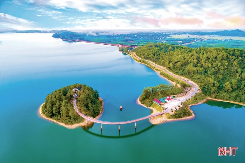 Cho “đàn trời” ở Hà Tĩnh vang xa...