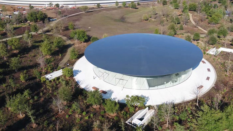 Ngắm trụ sở của Apple đẹp như phi thuyền