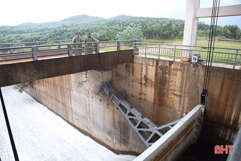 Theo dõi sát diễn biến thời tiết, không để thiệt hại về người và tài sản