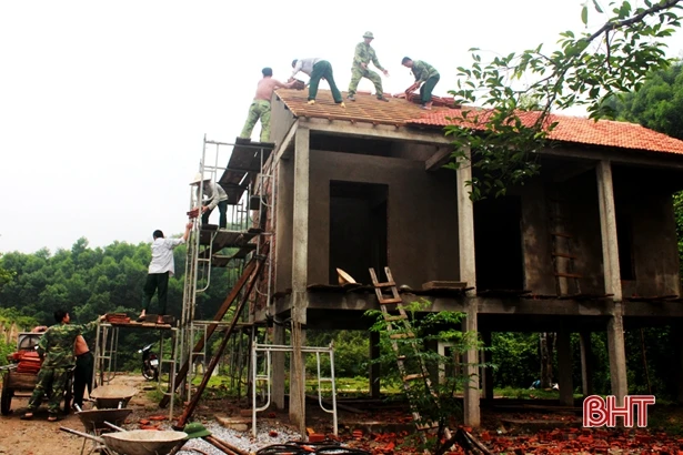 Xây dựng thế trận lòng dân vững chắc trên địa bàn vùng biên Hà Tĩnh