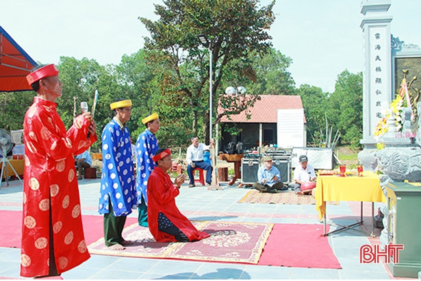 Thành kính lễ giỗ Đức Thánh Trần ở Hà Tĩnh