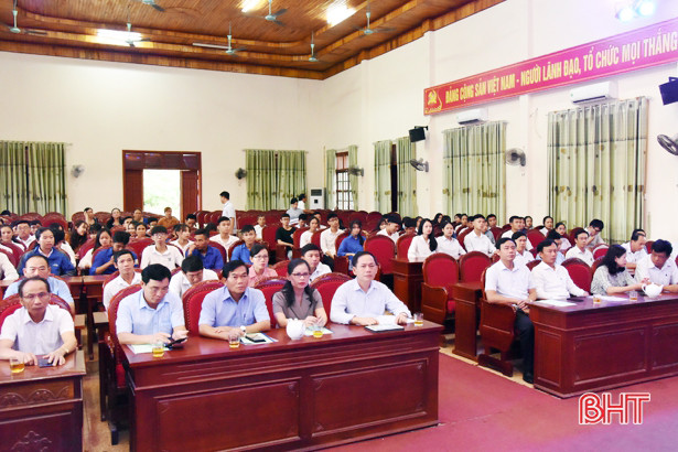 Vinh danh 81 học sinh Kỳ Anh đạt điểm cao trong Kỳ thi tốt nghiệp THPT