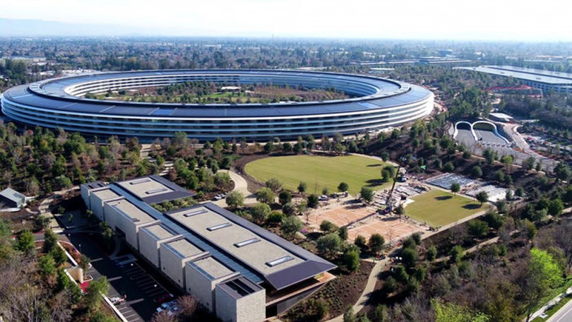 Ngắm trụ sở của Apple đẹp như phi thuyền