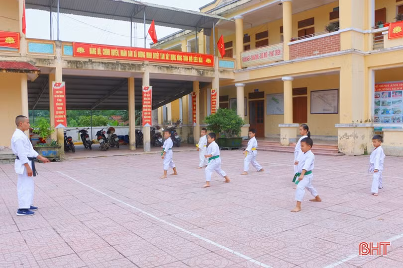 Xã “quán quân” xây dựng nông thôn mới nâng cao ở huyện miền núi Hà Tĩnh