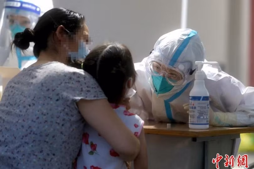 Cập nhật Covid-19: Thế giới hơn 37,4 triệu ca mắc, 1.077.187 ca tử vong