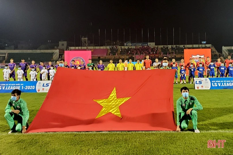 Hồng Lĩnh Hà Tĩnh thi đấu nỗ lực vẫn mất điểm trên sân Thống Nhất