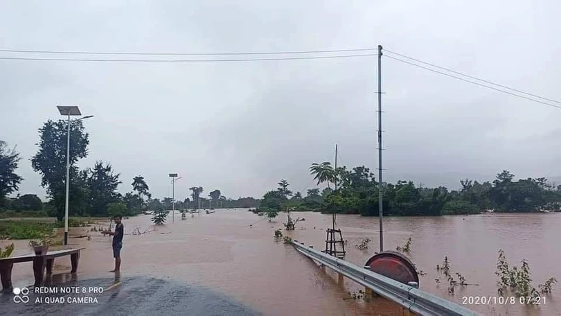 Mưa lớn gây lũ lụt tại các tỉnh Trung Lào, tiếp giáp biên giới Việt Nam