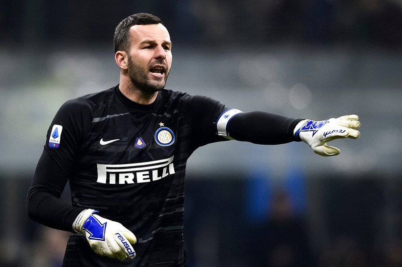 10 thủ môn hay nhất châu Âu hiện tại