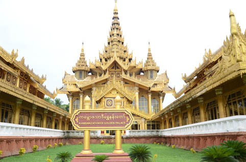 Hoàng cung Kanbawzathardi ở cố đô Bago.
