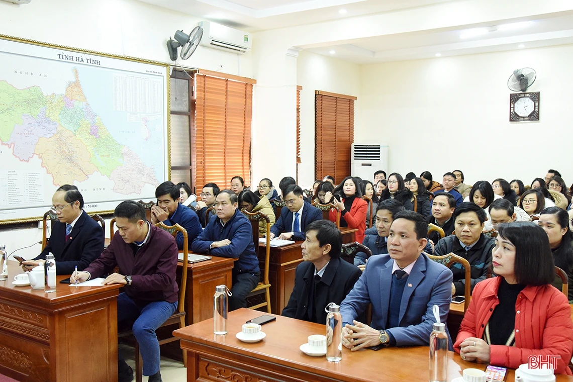 Công bố quyết định bổ nhiệm Phó Giám đốc Sở Nội vụ Hà Tĩnh