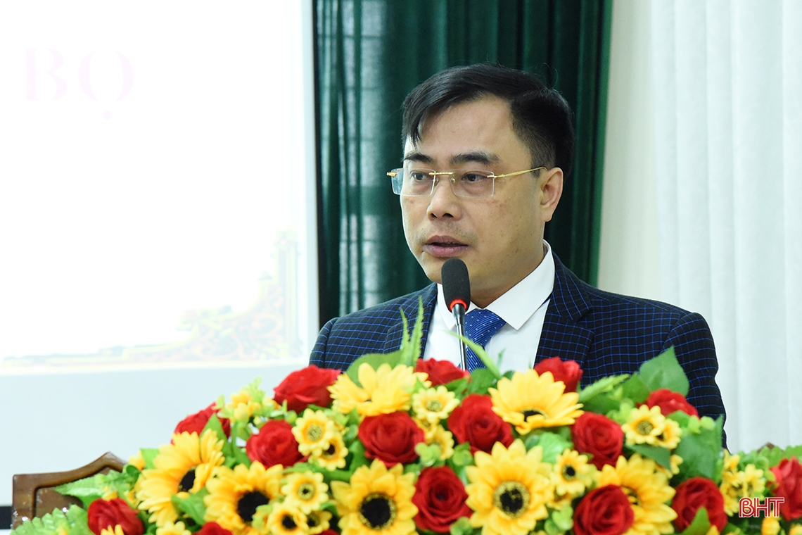 Công bố quyết định bổ nhiệm Phó Giám đốc Sở Nội vụ Hà Tĩnh