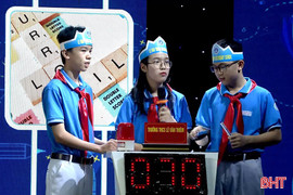 Trường THCS Lê Văn Thiêm giành vé cuối cùng vào bán kết “Ô cửa Tiếng Anh” mùa 2