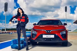 Chủ xe VinFast VF 7: Từ khi mua xe gần như chưa phải chi đồng nào