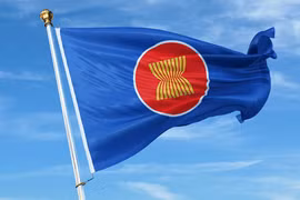Quiz: Hình ảnh bó lúa vàng trung tâm biểu tượng ASEAN thể hiện điều gì?