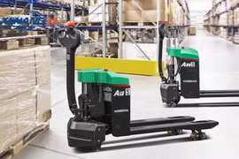 Xe nâng tay điện lựa chọn tối ưu vận hành kho bãi hiện nay
