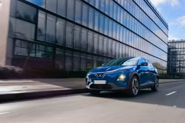 Lái mượt, an toàn, chủ xe VF 6 thảnh thơi tận hưởng hành trình xa