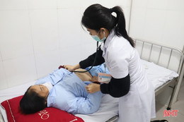 Trung tâm Y tế Hương Sơn tuyển dụng 10 viên chức y tế