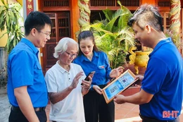 Người trẻ “gõ cửa” du lịch thời đại số