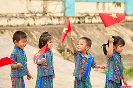 Bộ Nội vụ trả lời thông tin "nghỉ Giỗ Tổ, 30/4-1/5 kéo dài 9 ngày"