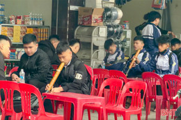 "Ma trận" thuốc lá, thuốc lào bủa vây học đường