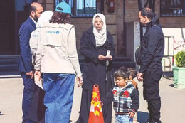 Những đứa trẻ lớn lên trong tiếng còi báo động