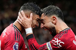 Man Utd thắng Chelsea trong trận cầu hai thẻ đỏ