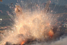 Nổ tại cửa hàng pháo hoa ở Trung Quốc khiến 12 người thiệt mạng