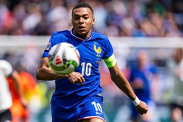 Mbappe tỏa sáng giúp tuyển Pháp nhấn chìm chủ nhà Đức