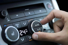 Bật điều hòa cùng lúc khởi động xe: Lợi bất cập hại!