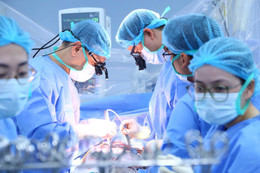 Đưa trái tim vượt 1.600 km cứu sống bé trai 9 tuổi trong cuộc ghép tạng xuyên Việt