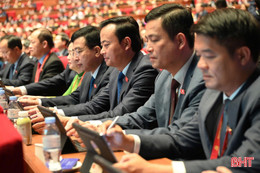 Phiên thảo luận ở hội trường về các văn kiện Đại hội chiều 21/1