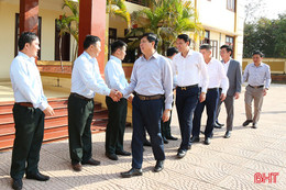 Ban Chỉ đạo 515 Quân khu 4 kiểm tra công tác quy tập hài cốt liệt sỹ