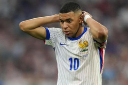 Mbappe bị loại khỏi tuyển Pháp