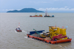 Cận cảnh công trường dự án cầu vượt biển dài nhất Việt Nam