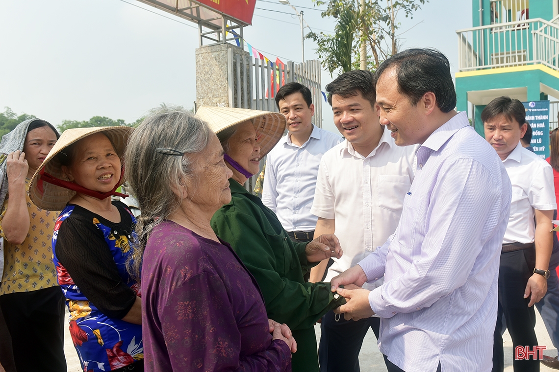 Khánh thành nhà tránh lũ cho bà con vùng ngoài đê La Giang
