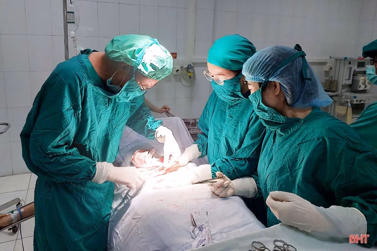 Bảo vệ, chăm sóc và nâng cao sức khỏe Nhân dân – Sứ mệnh thiêng liêng (Bài 1): Phòng tuyến quan trọng ở địa phương, cơ sở