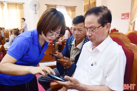 Gần 200 cán bộ, trưởng thôn ở Lộc Hà được tập huấn về công tácx giảm nghèo