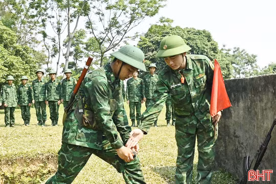 Luyện quân tinh nhuệ, giữ vững biên cương