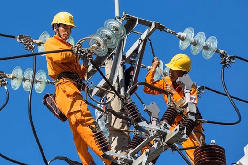 Sửa biểu giá điện: Ai được lợi?