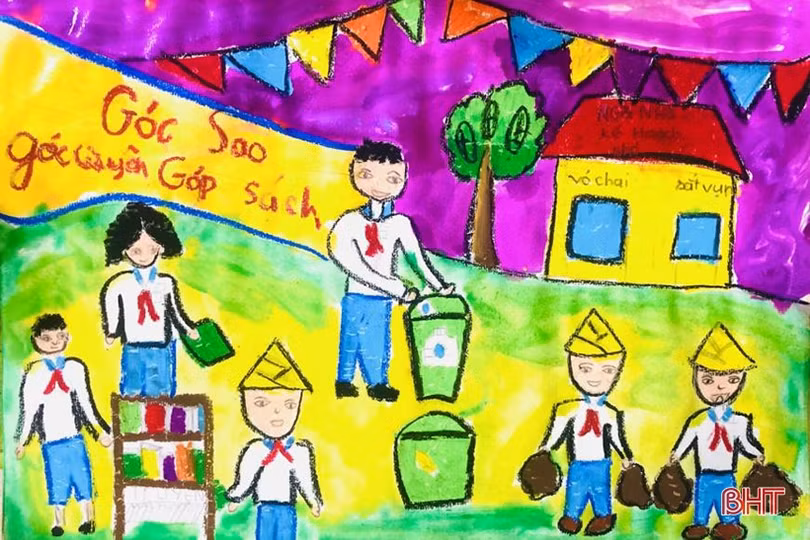 Xem tranh vẽ của thiếu nhi Hà Tĩnh chào mừng Đại hội Đoàn toàn quốc
