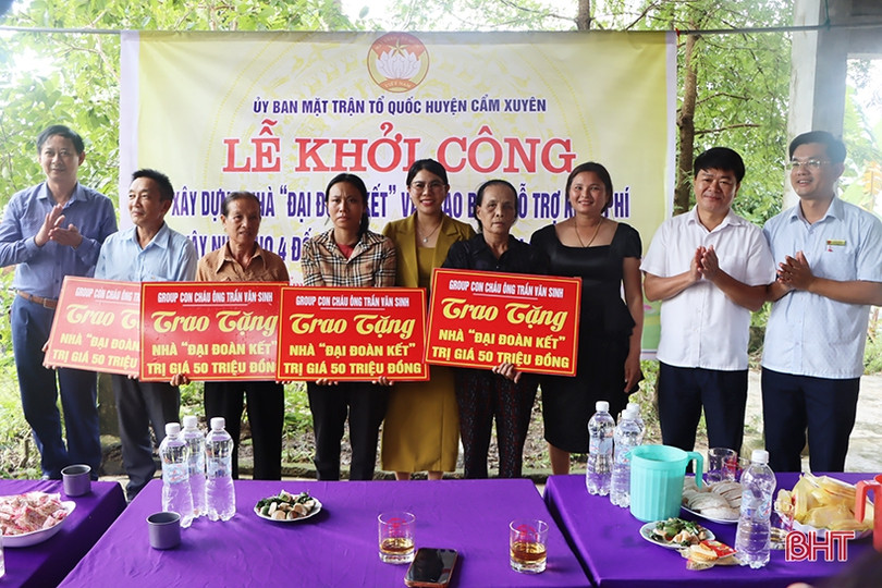 Một người con quê hương hỗ trợ Cẩm Xuyên xây dựng 4 nhà đại đoàn kết