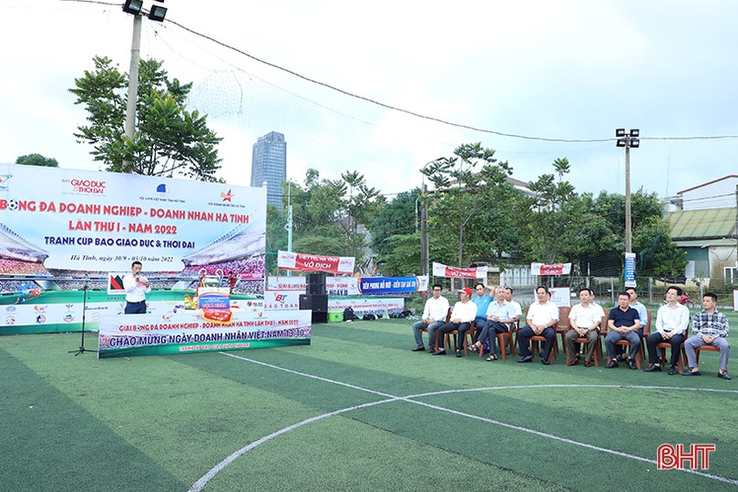 Hội Doanh nhân trẻ vô địch Giải Bóng đá doanh nghiệp - doanh nhân Hà Tĩnh